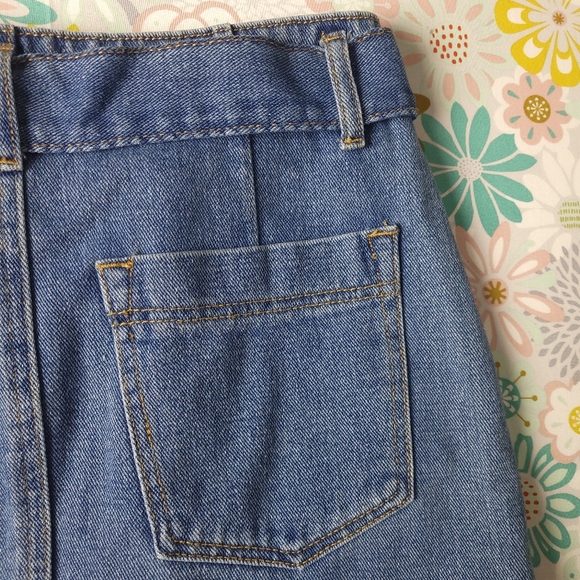 NWT Forever 21 Denim Belted Mini Skirt - Picture 5 of 10
